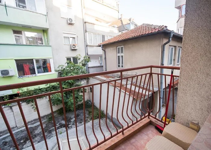Super Center - Small Flat On Kiril&metodi Square Appartamento Burgas
