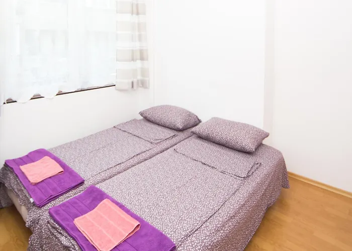 Super Center - Small Flat On Kiril&metodi Square Appartamento