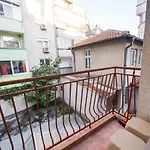 Super Center - Small Flat On Kiril&metodi Square Appartamento Burgas