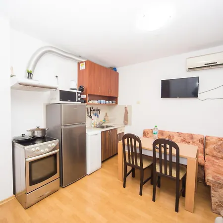 Διαμέρισμα Super Center - Small Flat On 