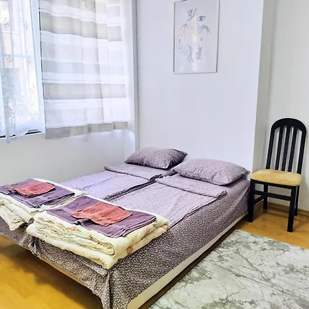 Super Center - Small Flat On Kiril&metodi Square Appartamento Burgas
