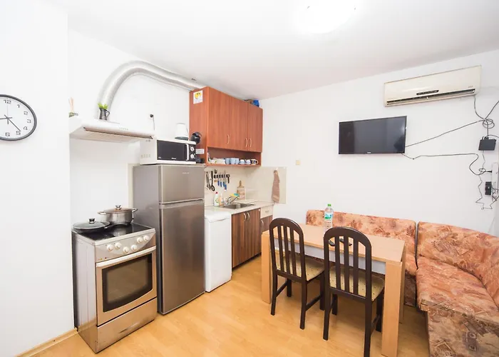 Apartment Super Center - Small Flat On 